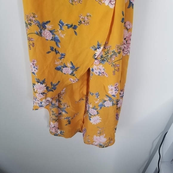 IRIS Yellow Floral Cold Shoulder Hi-Low Wrap Flowy Dress Flutter Sleeves M - Picture 6 of 16